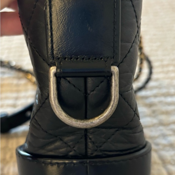 Authentic Chanel Hobo bag.  Excellent like new condition. - Picture 5 of 11